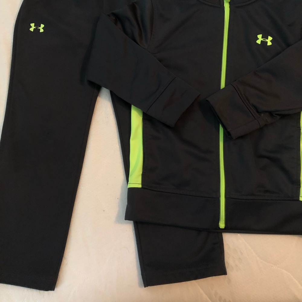 Boys gray and neon pants and jacket set